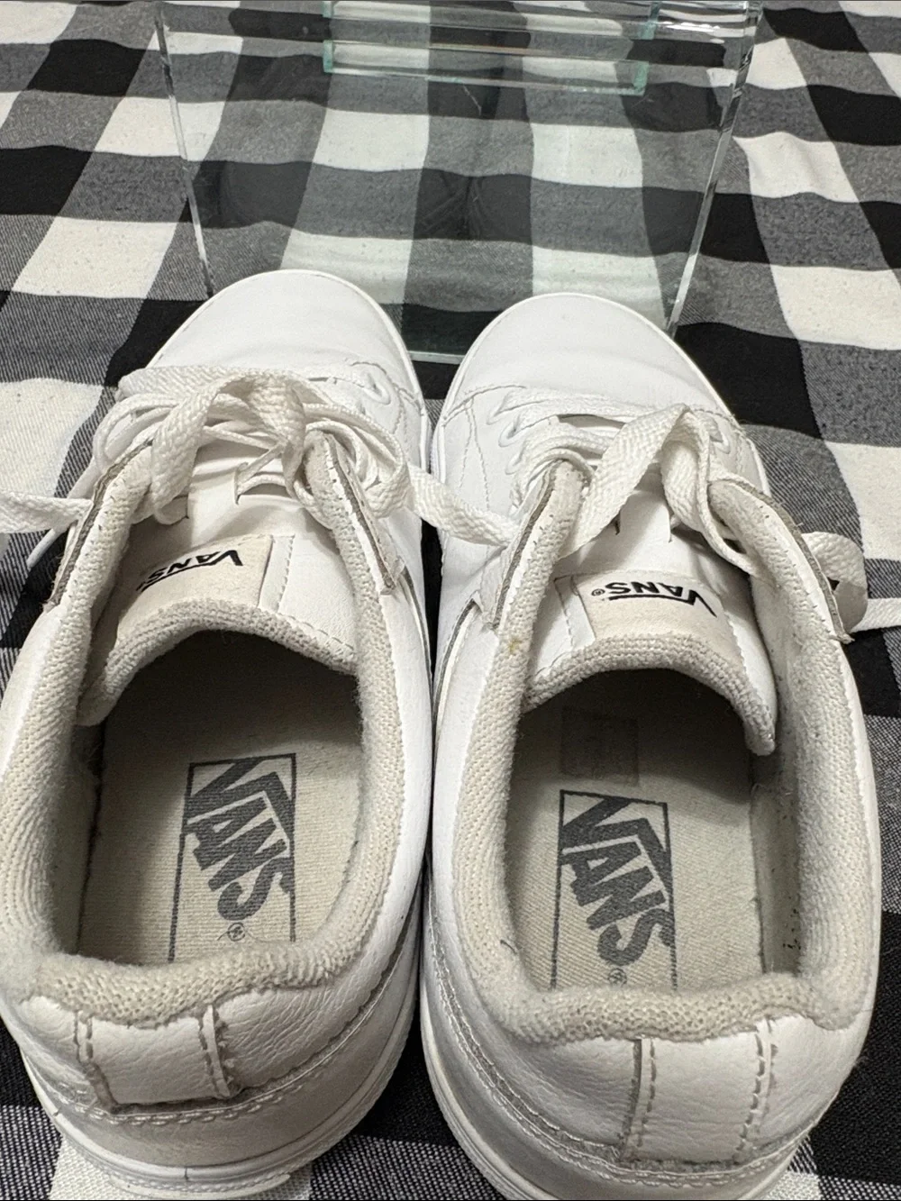 Vans White Leather Lace Up Sneaker Shoes  Women's Size 7 Terrycloth Lined